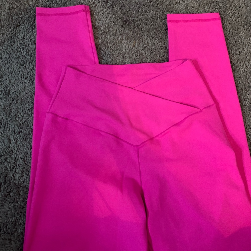 BRAND NEW LEGGING